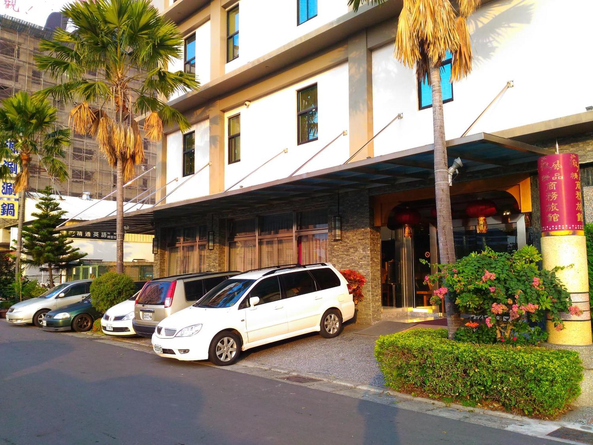 Wei Feng Hotel - Kaohsiung Exterior foto